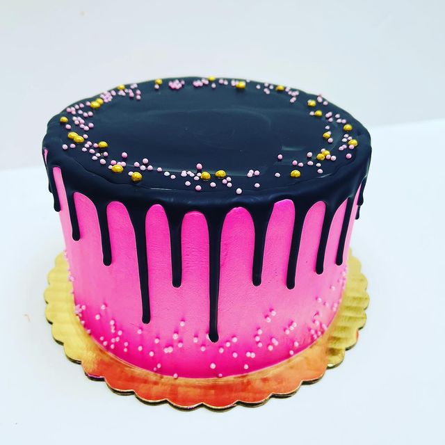 Black and Pink-Colored Cake